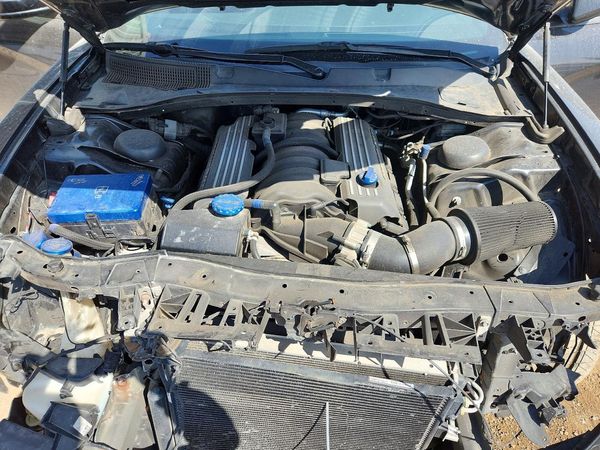 2017 DODGE CHARGER R/T 392 — Engine bay