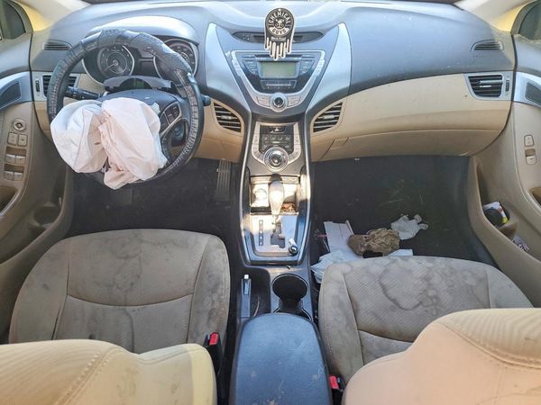 2013 HYUNDAI ELANTRA