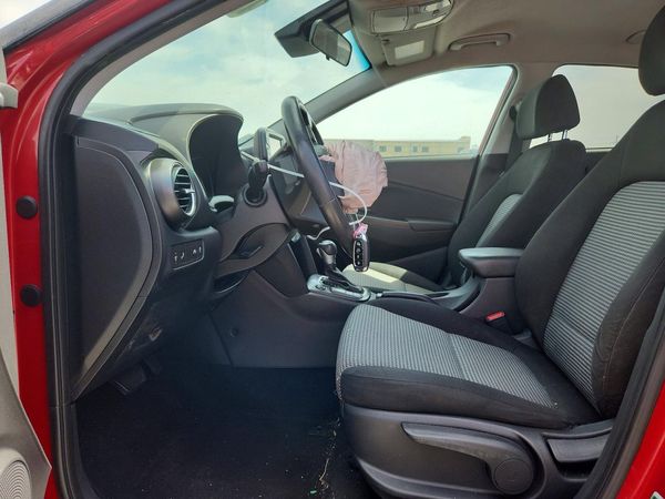2019 HYUNDAI KONA SEL