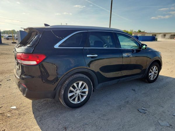 2016 KIA SORENTO