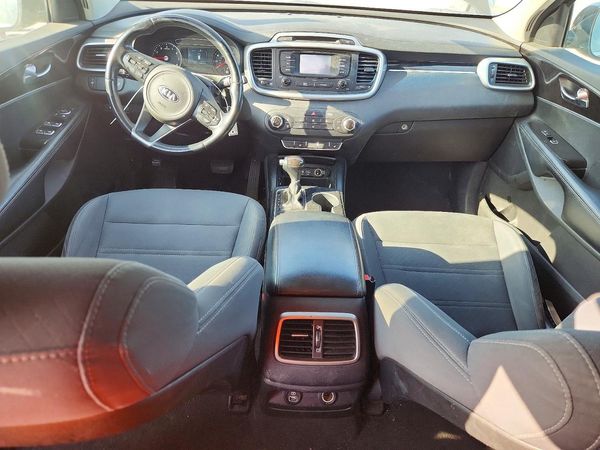 2016 KIA SORENTO