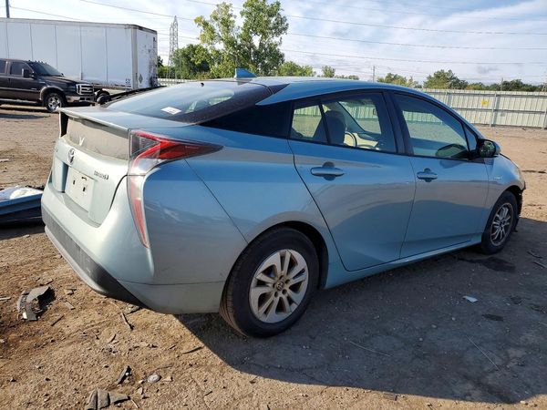 2017 TOYOTA PRIUS