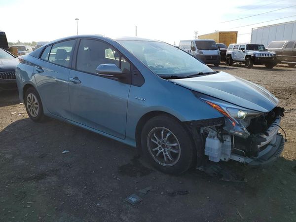 2017 TOYOTA PRIUS