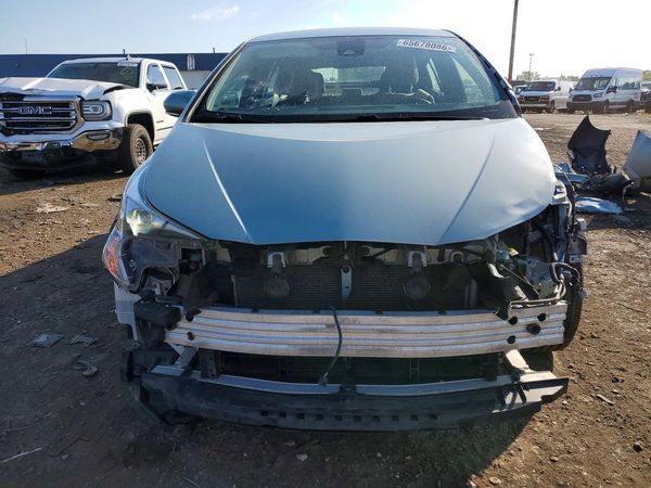 2017 TOYOTA PRIUS