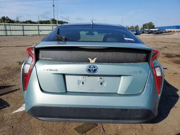 2017 TOYOTA PRIUS