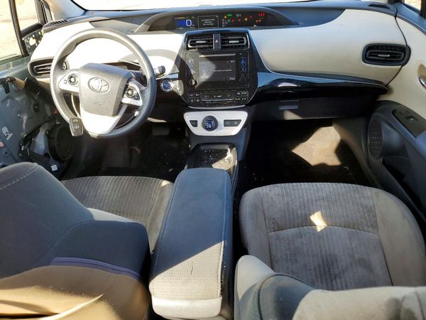 2017 TOYOTA PRIUS