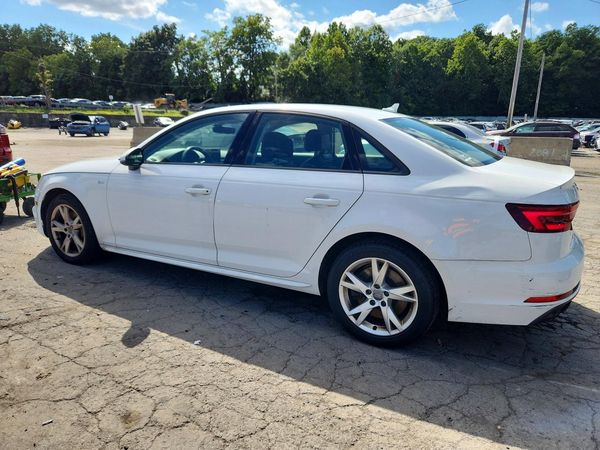 2018 AUDI A4 quattro Premium