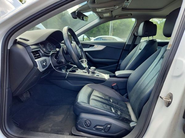 2018 AUDI A4 quattro Premium