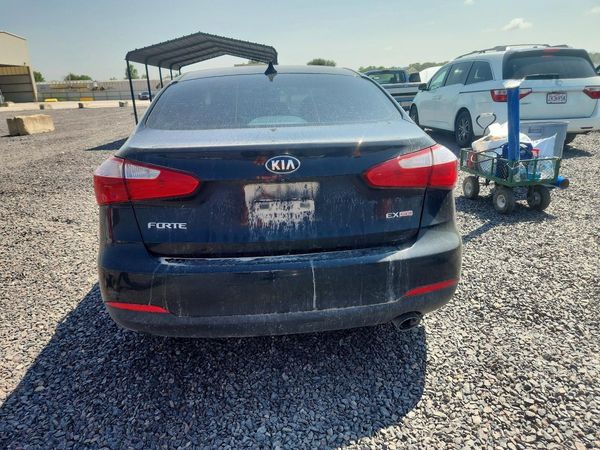 2015 KIA FORTE
