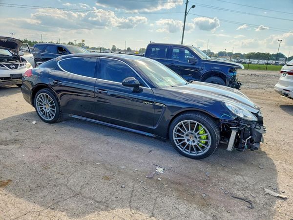 2015 PORSCHE PANAMERA S E-Hybrid