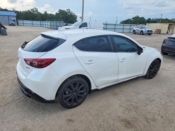 2014 MAZDA 3