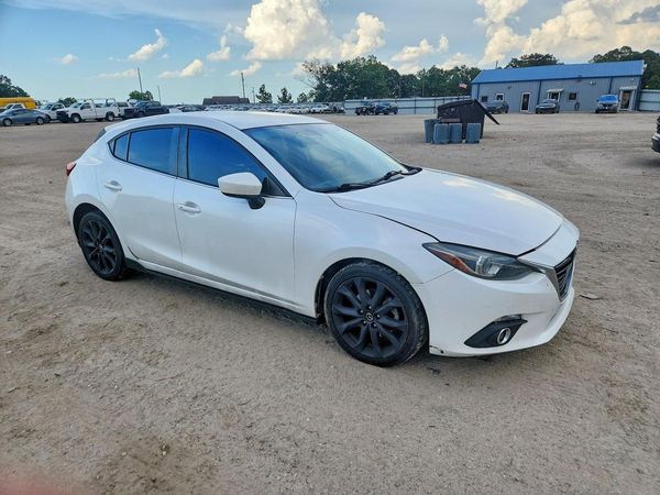 2014 MAZDA 3