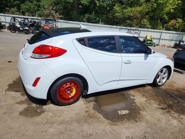 2015 HYUNDAI VELOSTER
