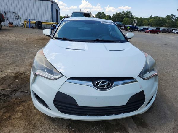2015 HYUNDAI VELOSTER
