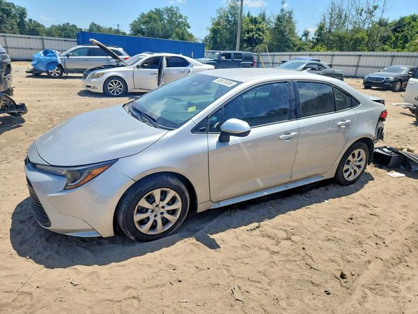 2026 TOYOTA COROLLA