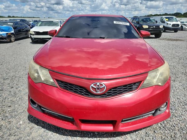 2014 TOYOTA CAMRY