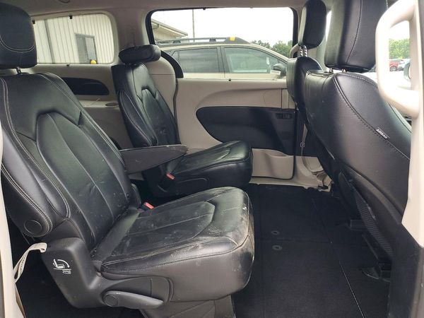 2022 CHRYSLER PACIFICA