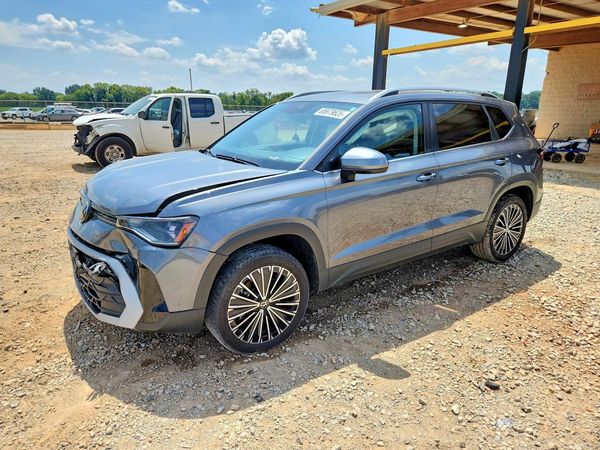 2025 VOLKSWAGEN TAOS