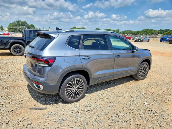 2025 VOLKSWAGEN TAOS