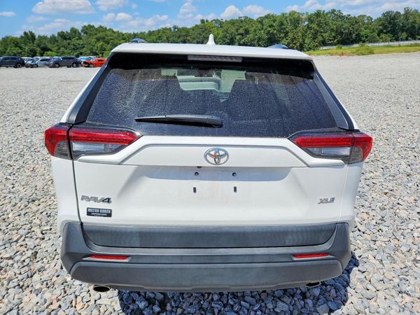 2019 TOYOTA RAV4