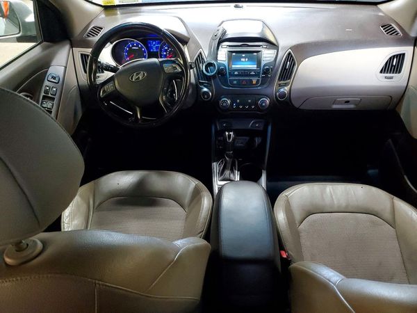 2015 HYUNDAI TUCSON