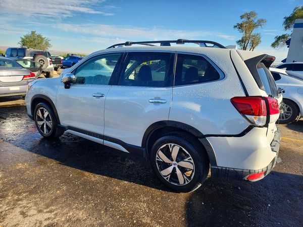 2019 SUBARU FORESTER