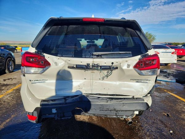 2019 SUBARU FORESTER