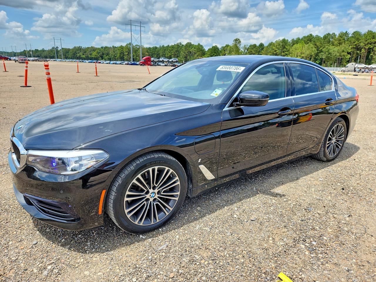 2019 BMW 530E
