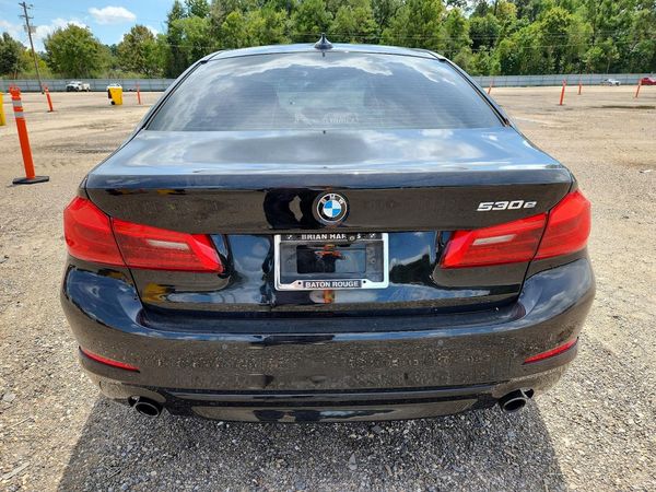 2019 BMW 530E