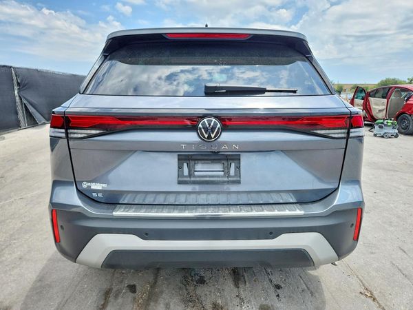 2025 VOLKSWAGEN TIGUAN SE