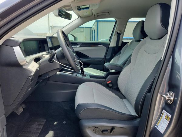 2025 VOLKSWAGEN TIGUAN SE