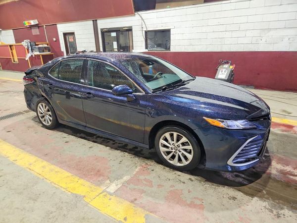 2021 TOYOTA CAMRY