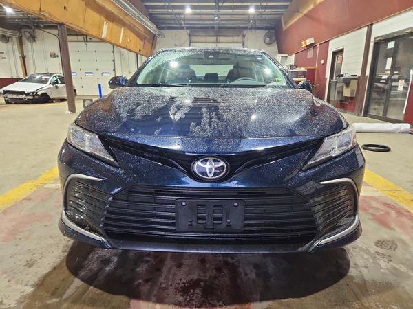 2021 TOYOTA CAMRY