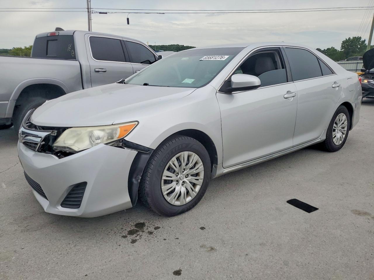 2014 TOYOTA CAMRY