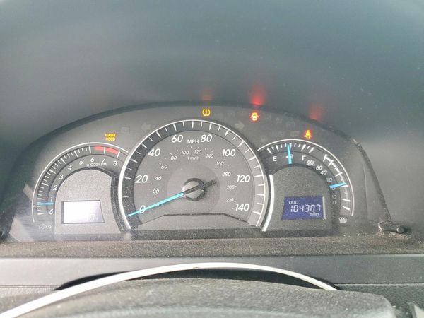 2014 TOYOTA CAMRY