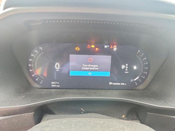 2025 VOLVO XC40 Plus Bright