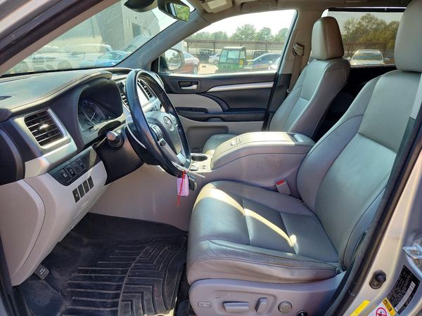 2018 TOYOTA HIGHLANDER
