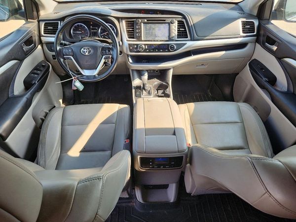 2018 TOYOTA HIGHLANDER