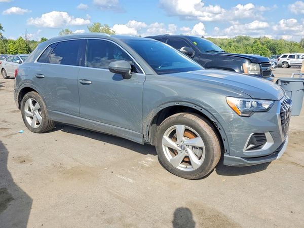 2020 AUDI Q3 quattro Premium