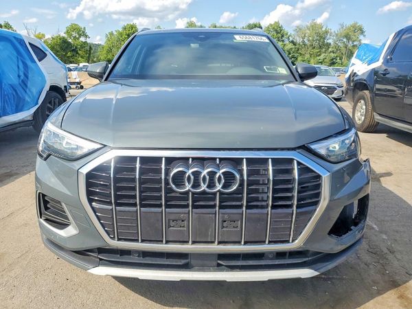 2020 AUDI Q3 quattro Premium