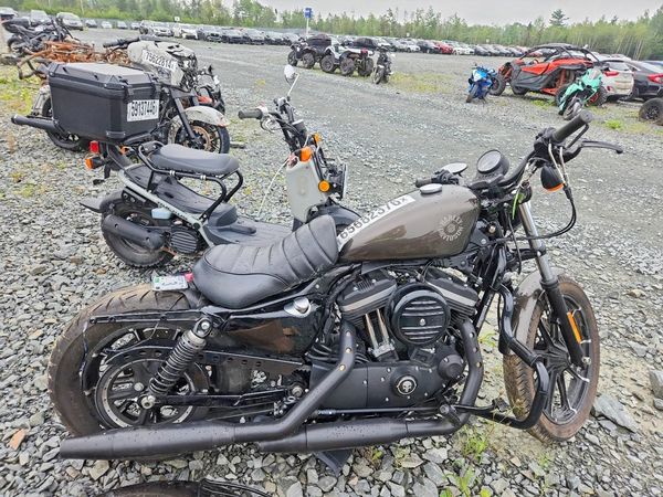 2020 HARLEY-DAVIDSON XL883