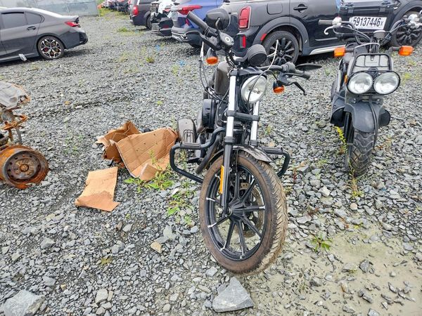 2020 HARLEY-DAVIDSON XL883