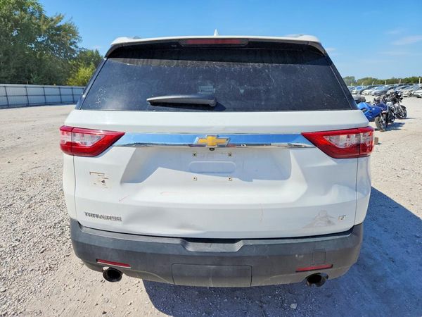 2018 CHEVROLET TRAVERSE LT