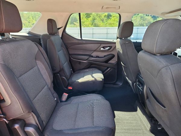 2018 CHEVROLET TRAVERSE LT