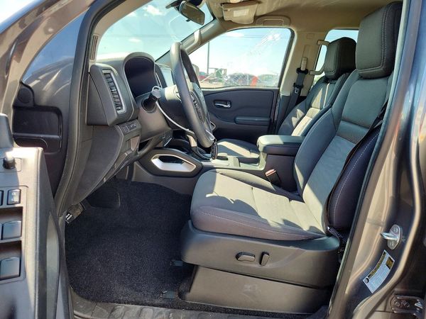 2024 NISSAN FRONTIER