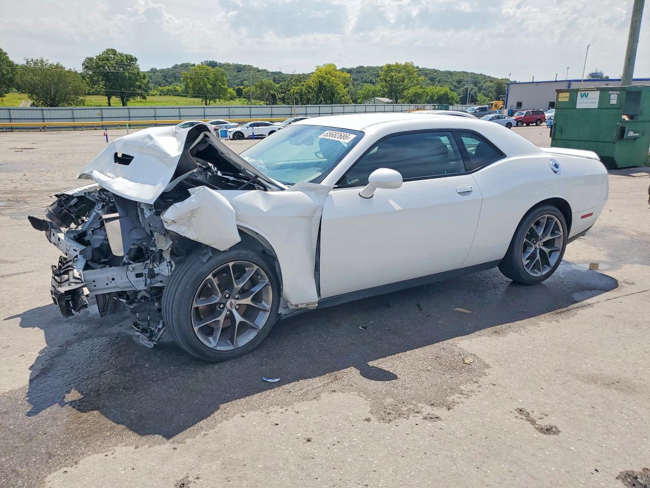 2022 DODGE CHALLENGER GT — Front 3/4