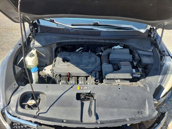 2016 KIA SORENTO L / LX