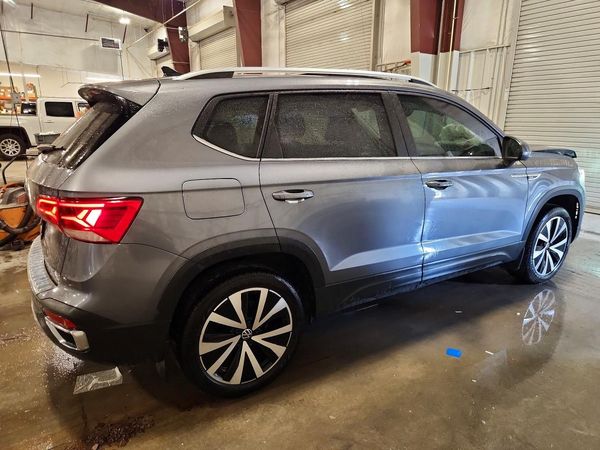2024 VOLKSWAGEN TAOS