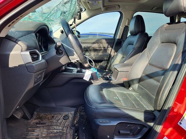 2020 MAZDA CX-5 Grand Touring — DENT