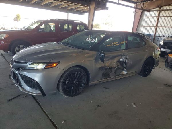2023 TOYOTA CAMRY